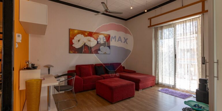 20251112180408-1000430-11