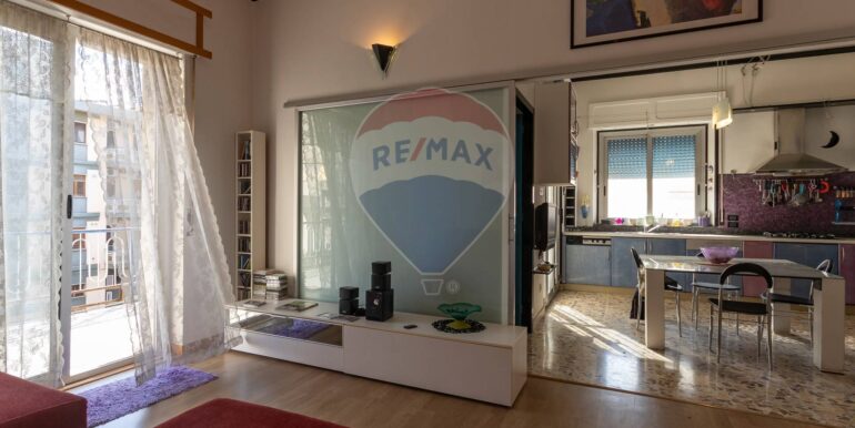 20251112180412-1000430-12