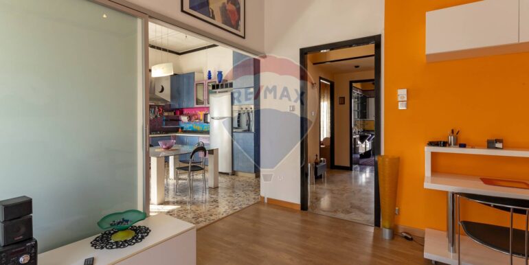 20251112180418-1000430-14