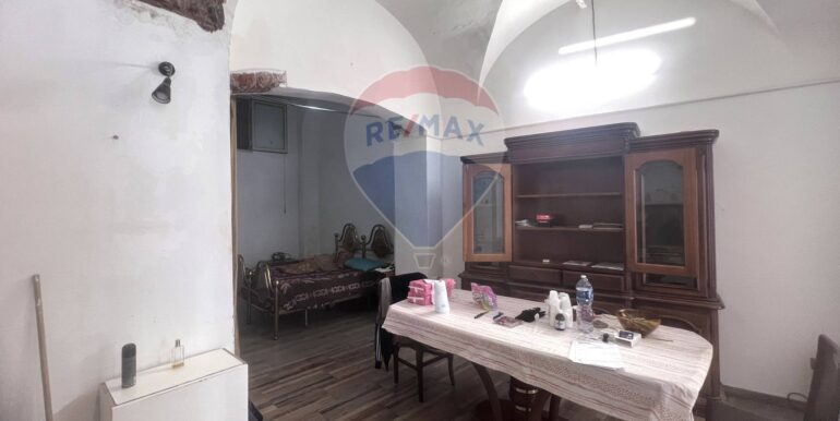 20251112183315-999758-11