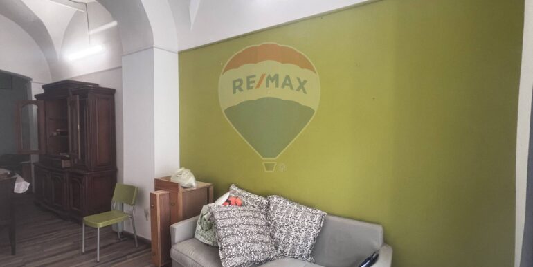 20251112183331-999758-15