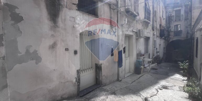 20251112183355-999758-21