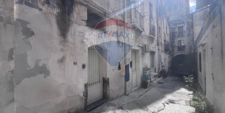 20251112183358-999758-22