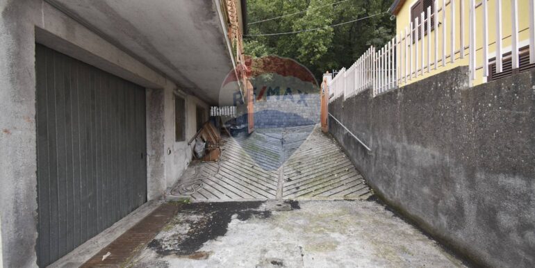 20251112183623-995985-5