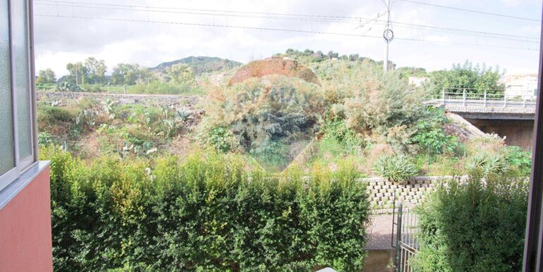 20251112193813-1000487-6