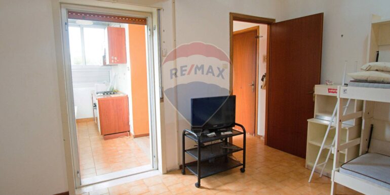 20251112193858-1000487-12