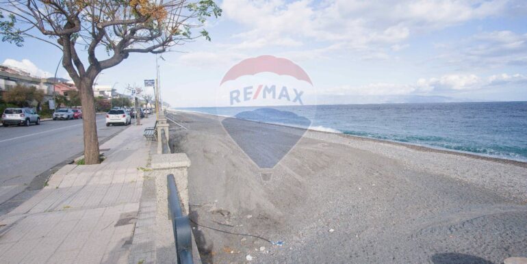 20251112194022-1000487-29