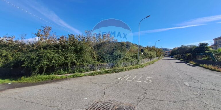 20251112194322-999747-9