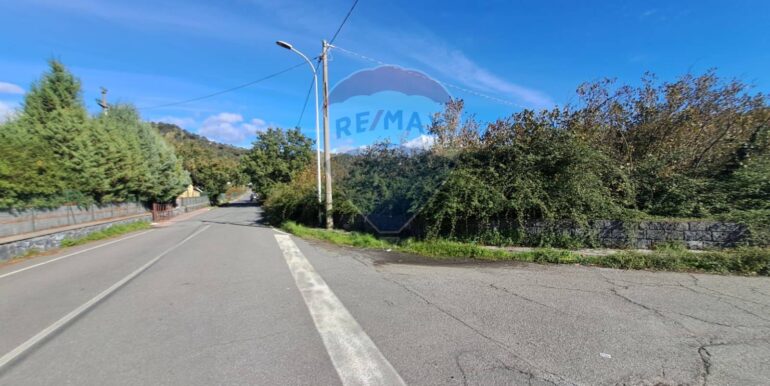 20251112194325-999747-10