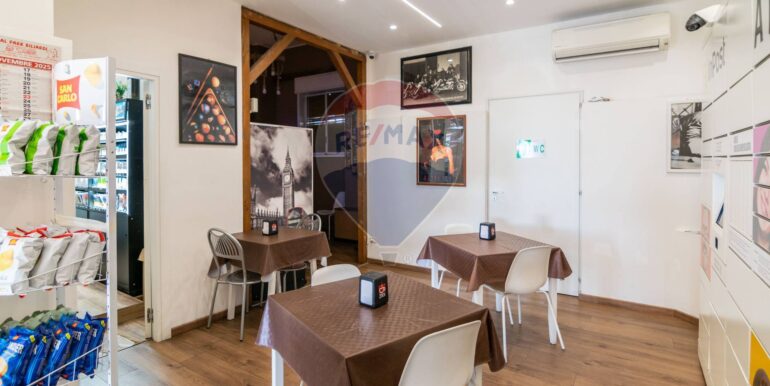 20251112194959-1000283-7