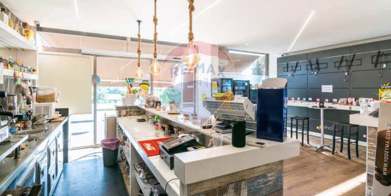 20251112195019-1000283-14