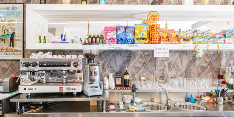 20251112195046-1000283-22