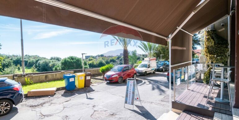 20251112195108-1000283-29