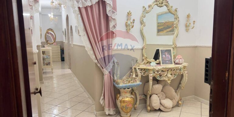 20251112213314-1000490-4