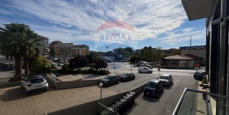 2025111281317-1000281-7