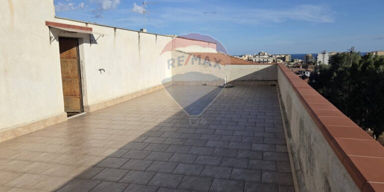 20251113121840-1000560-7