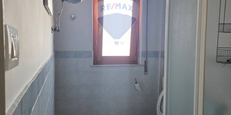 20251113121854-1000560-10