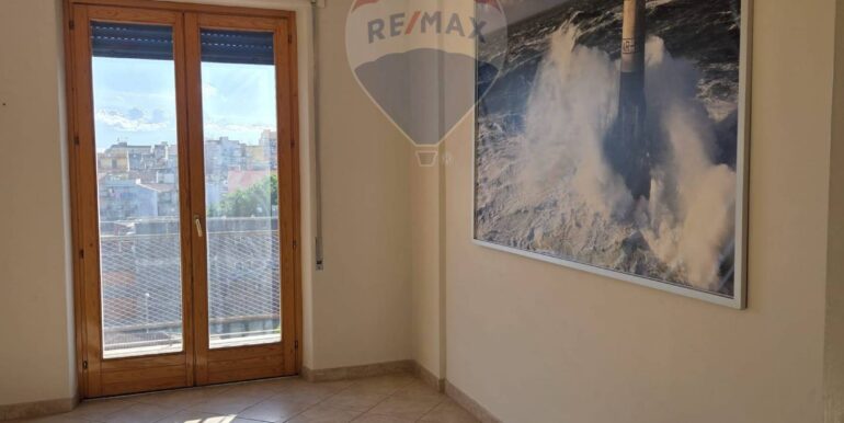 20251113122242-1000560-17