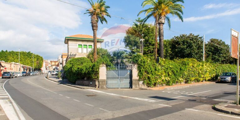 20251113160752-1000310-1