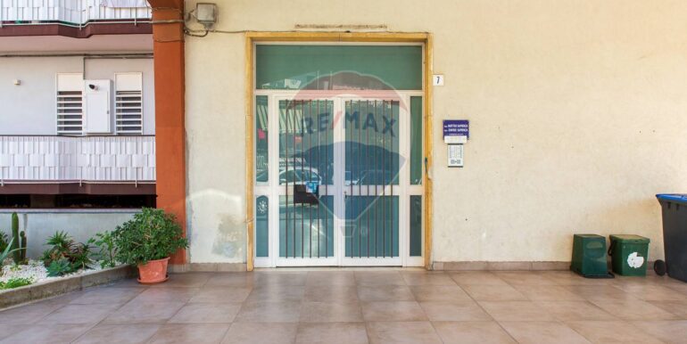 20251113160835-1000310-13