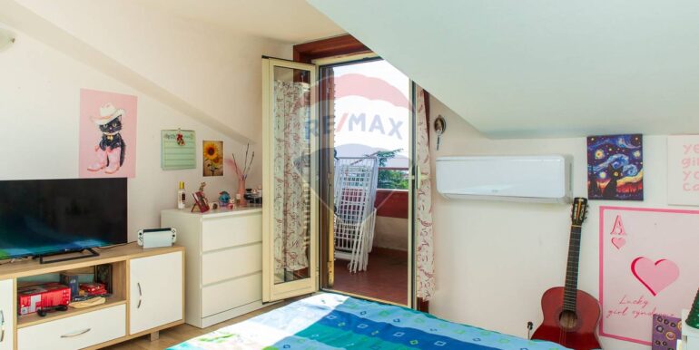 20251113160859-1000310-21