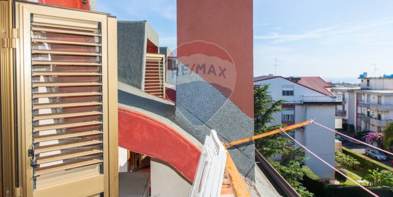 20251113160906-1000310-23