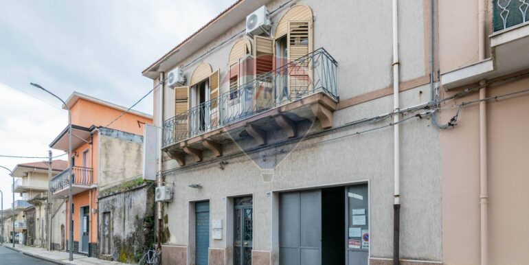 20251113165147-1000626-8