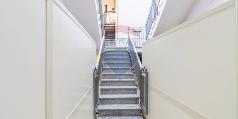 20251113170229-1000634-7