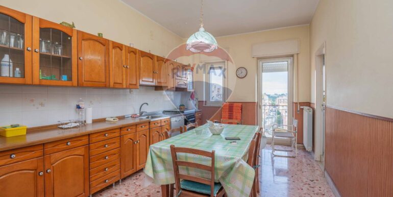 20251113172010-1000331-2