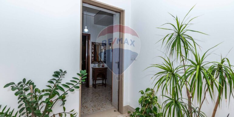 20251113172136-1000331-18