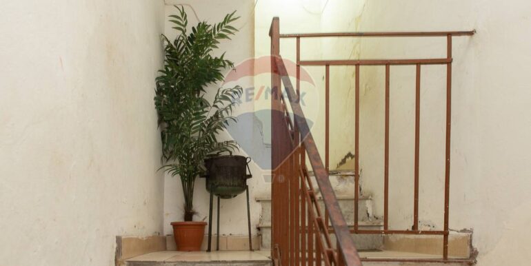 20251113183146-1000665-1