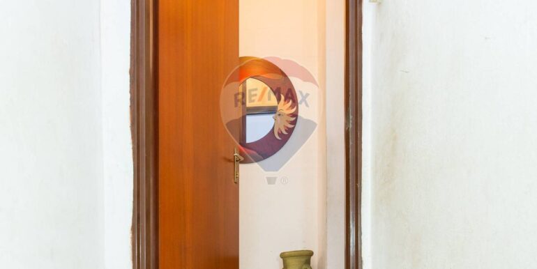 20251113183151-1000665-3