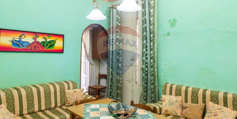 20251113183216-1000665-15