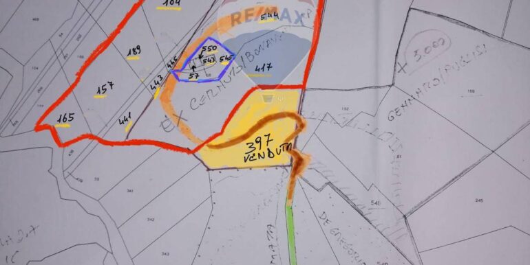 20251113203321-1000681-10