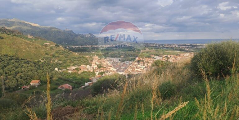 20251113203332-1000681-13