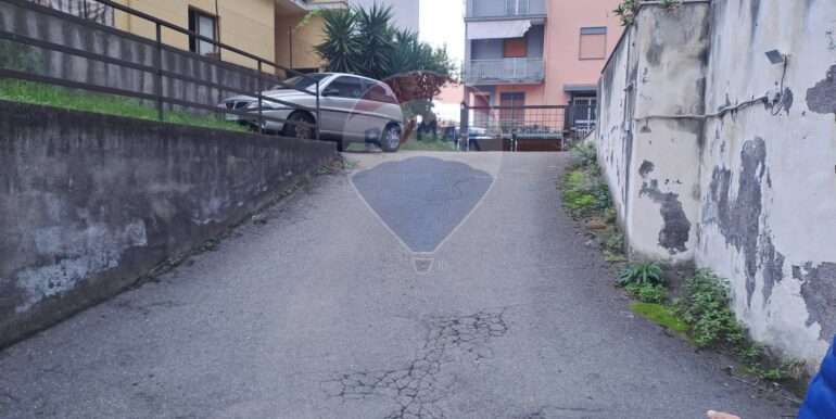 20251113213913-998466-3