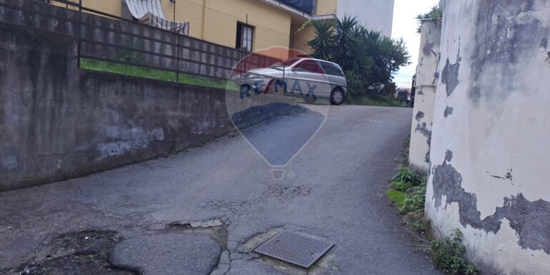 20251113213916-998466-4