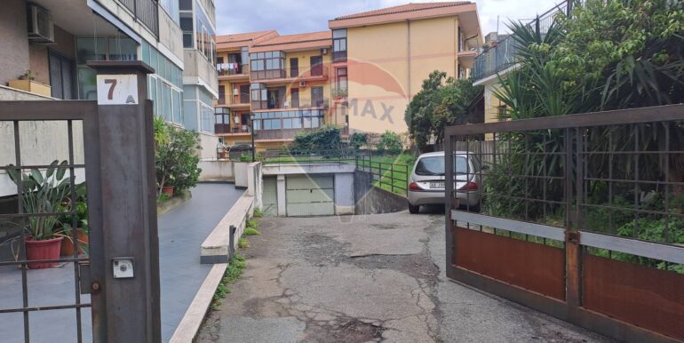 20251113213950-998466-17