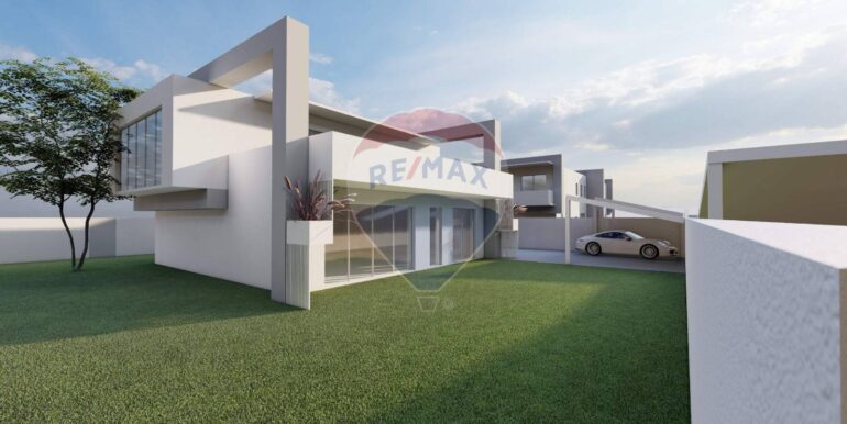 20251113221549-1000685-3