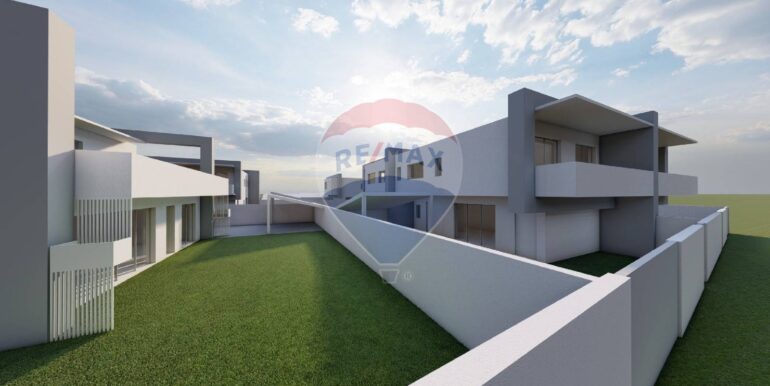 20251113221553-1000685-5