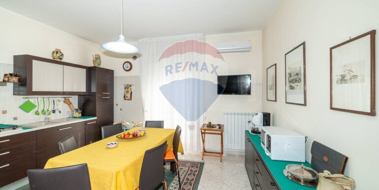 2025111390012-1000499-12