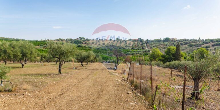 20251114101139-1000702-8