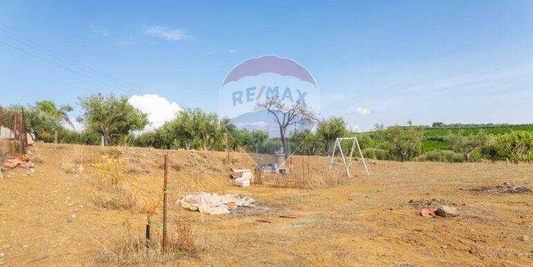 20251114101142-1000702-18