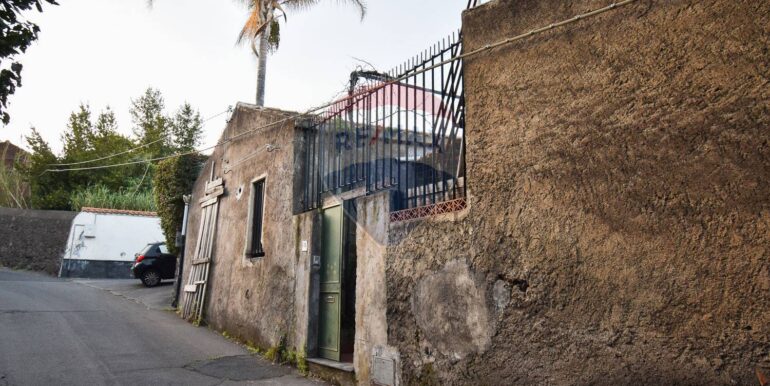 20251114101305-1000703-1