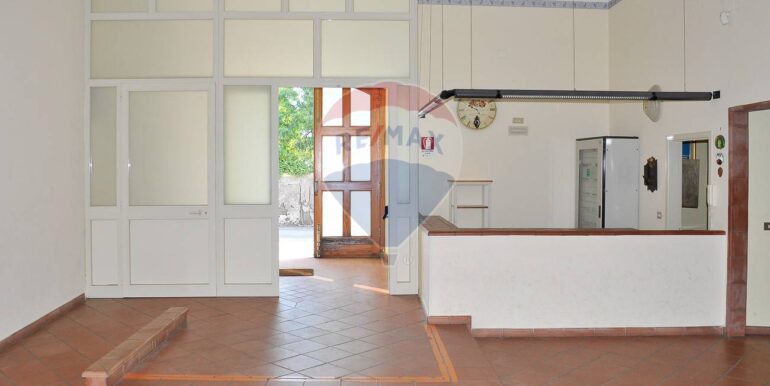 20251114110729-1000721-4