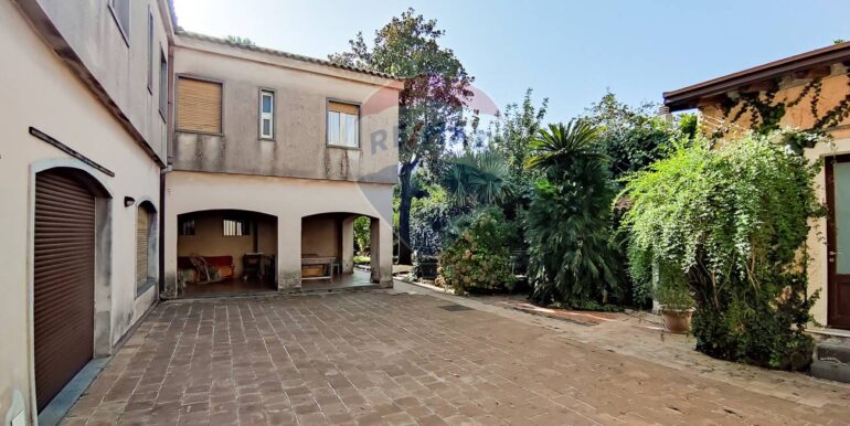 20251114110730-1000721-12