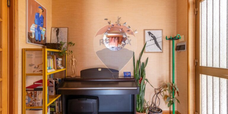 20251114114437-1000729-6