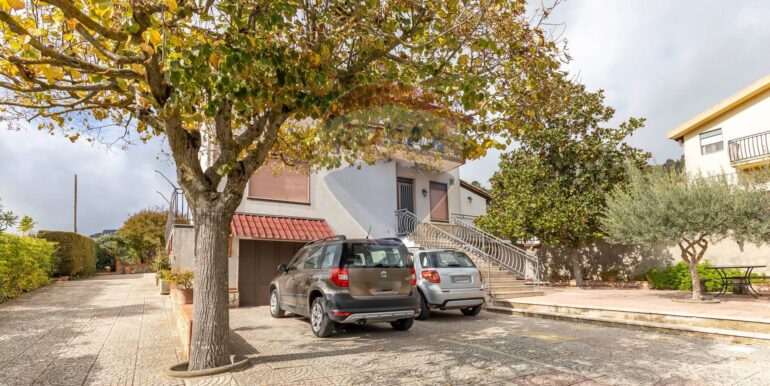 20251114114504-1000729-13