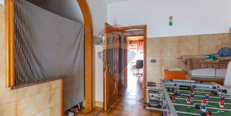 20251114114723-1000729-52