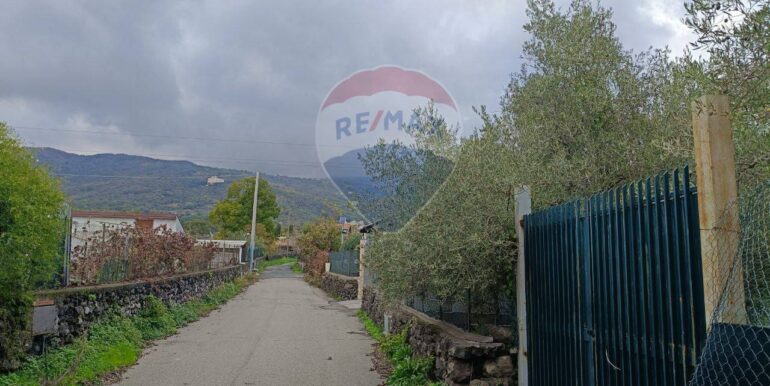 20251114134652-1000794-15